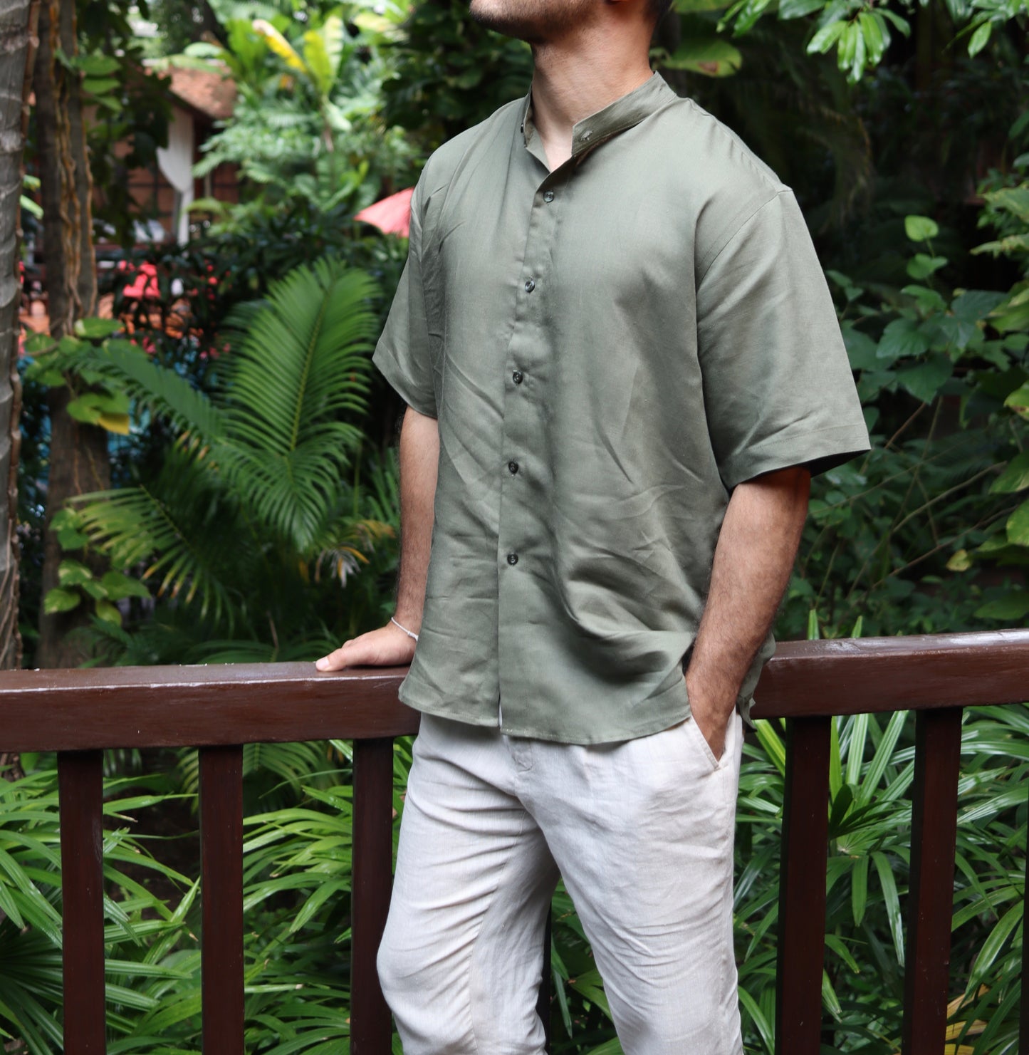 The Men Shirt, short sleeves, classic collar